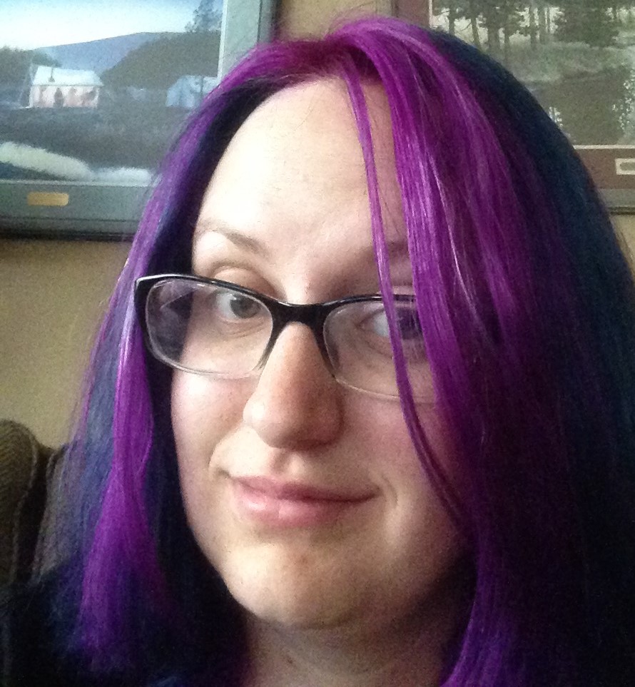 Hayley selfie with purple hair