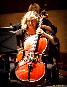 Joan Zucker performs on cello